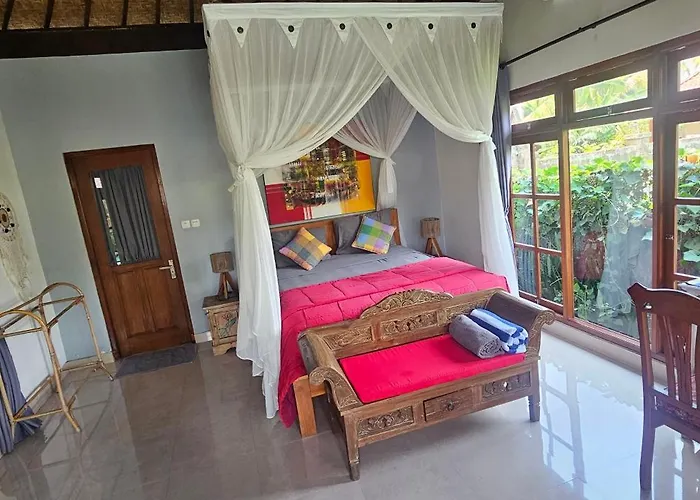 Mirah House